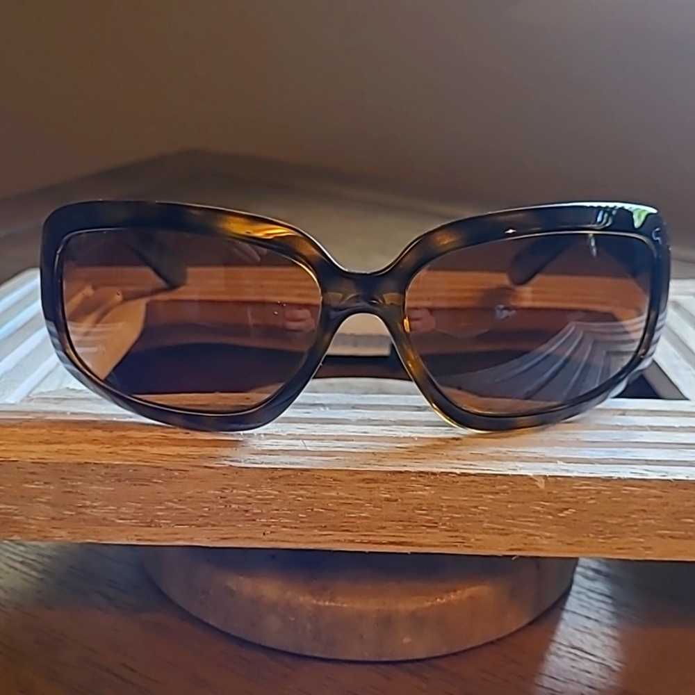 RayBan sunglass frame tortoise style 4102